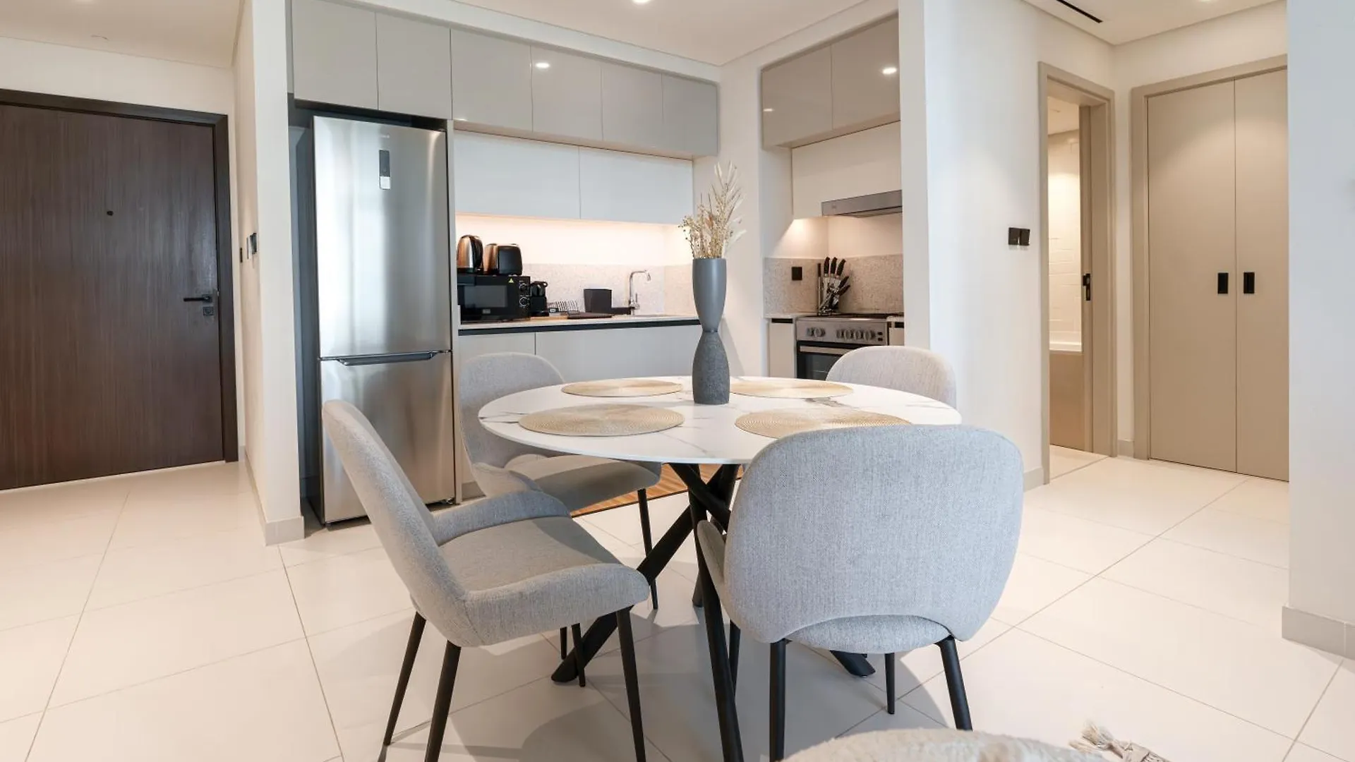 Pure Voyage Beachfront Dubai 0*,